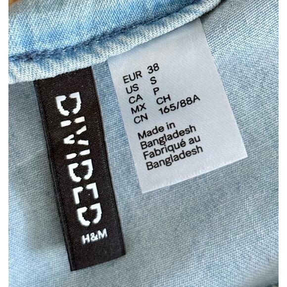 H&M 100% Cotton Puff Sleeve Baby Doll Dress Chambray Light Wash Denim Zip Size S - Picture 4 of 6